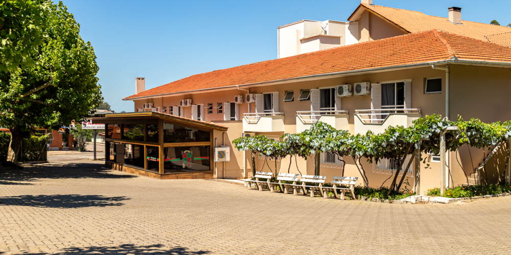 Dona Adélia Hotel e Restaurante